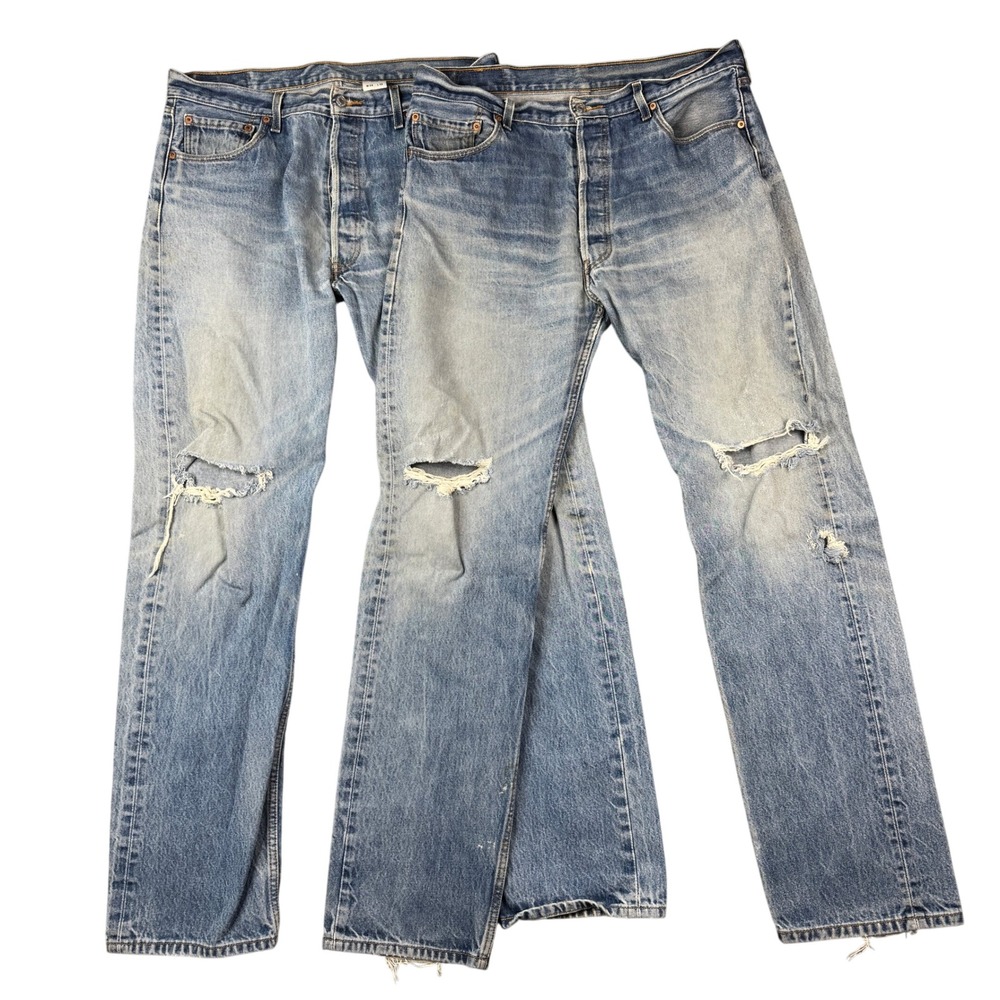 Levis 501 Original Fit Jeans Mens W38 L38 Light Wash Distressed Button Fly 0706